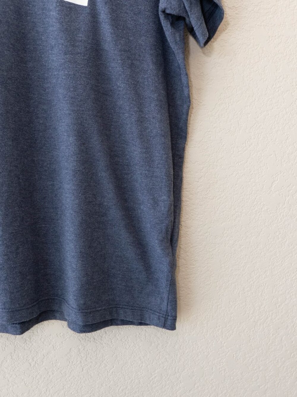 The North Face Women's Navy Logo Crew T-Shirt - Picture 7 of 13
